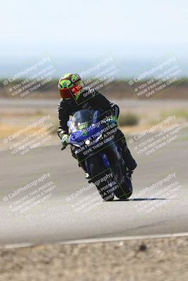 media/Sep-20-2025-TrackDaz (Sat) [[27f0cde673]]/C Group/240pm (Turn 9)/